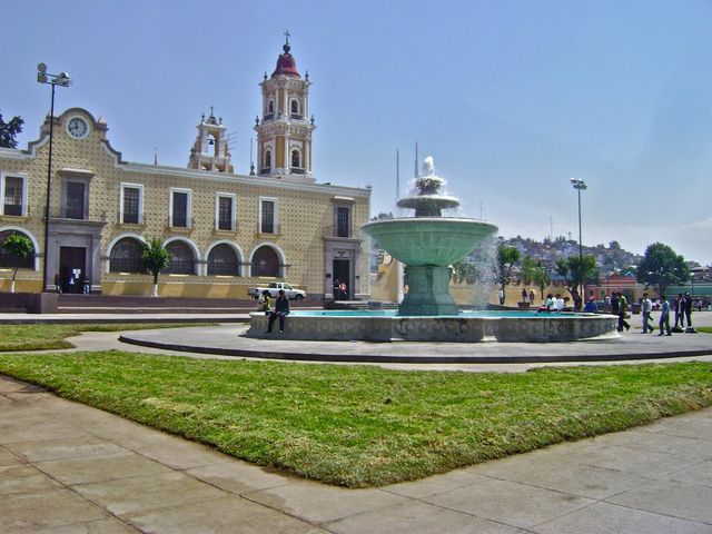 PLAZA ÁNGEL MARÍA GARIBAY-25 DE ABRIL DE 2009