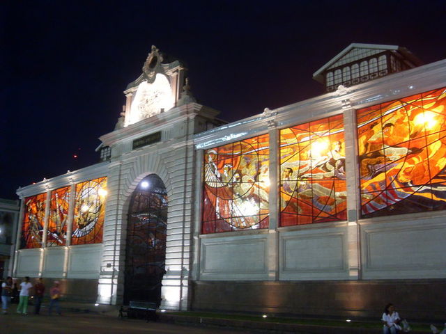 COSMOVITRAL JARDÍN BOTÁNICO